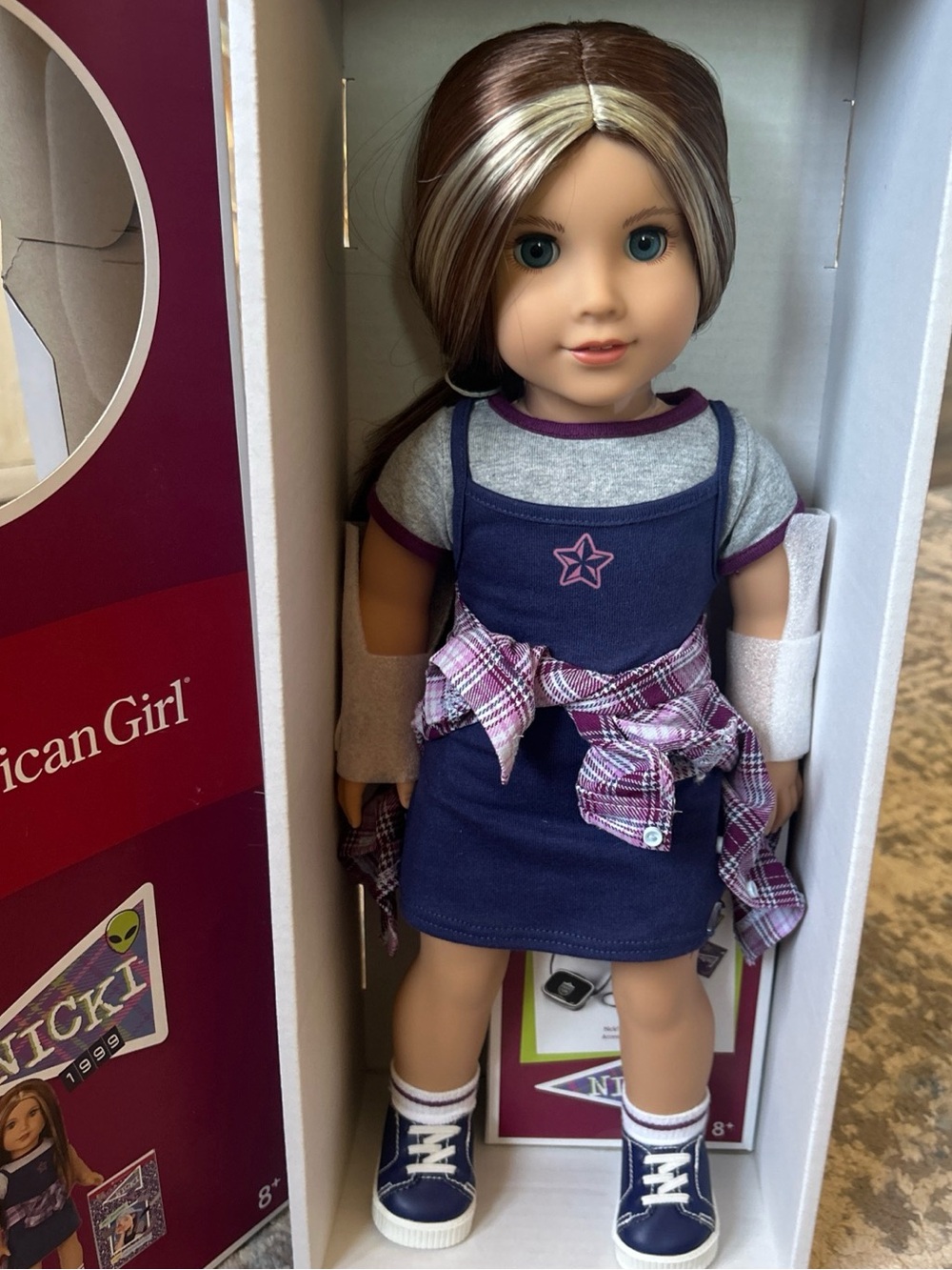 American Girl Nicki 1999 Hoffman Doll & Journal Accessories Included 18 Inch